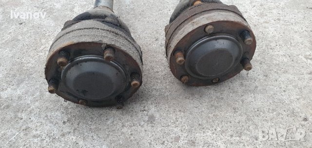 Полуоски с карета за бмв е34 33211226720 полуоска за бмв е 34 каре bmw e34, снимка 3 - Части - 42508924