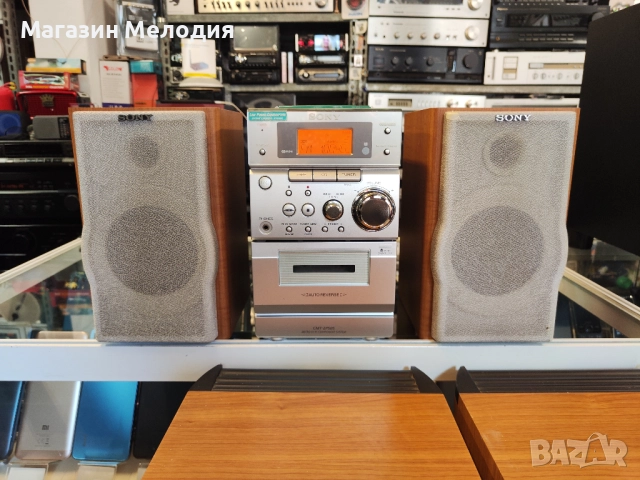 Аудиосистема SONY CMT-EP505 с две тонколони. Радио и диск работят без проблем, касетата свири много 