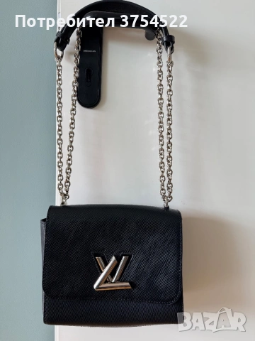Чанта Louis Vuitton от черна епи кожа завъртане Twist MM, снимка 3 - Чанти - 54251036