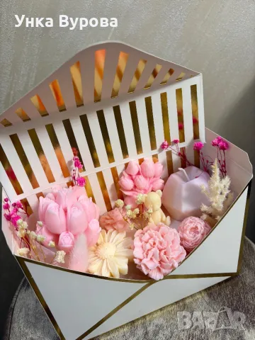 Аранжирана кутия с фигури от соев восък, снимка 3 - Декорация за дома - 50018102