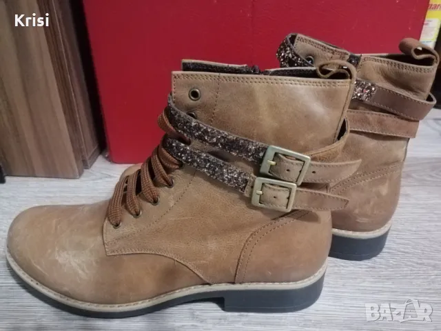 Дамски боти, снимка 2 - Дамски боти - 47552840