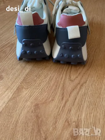 Дамски маратонки, снимка 6 - Маратонки - 48022045