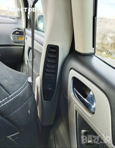 Citroen C4 Picasso 1.6 CDI, снимка 10 - Автомобили и джипове - 54232786