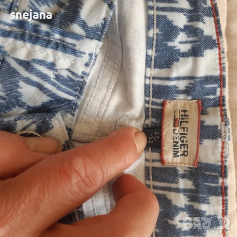 Оригинален панталон на Tommy Hilfiger , снимка 7 - Панталони - 50651073