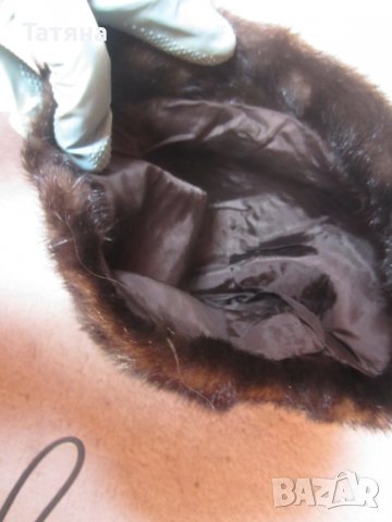 шапкa от естествена кожа с  косъм ;  МАРКОВИ ;MODELIHUT  NENDARBEIT;  ЯКИ/аксесоари/;, снимка 13 - Палта, манта - 11748881