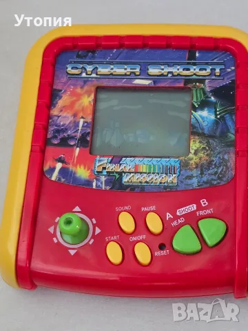 Ретро джобна електронна игра Cyber Shoot , снимка 2 - Електрически играчки - 56426563
