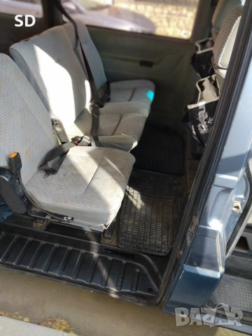 Продавам vw T4, снимка 7 - Автомобили и джипове - 54071176