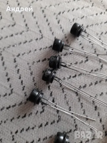 Стари транзистори МП 40, снимка 2 - Други ценни предмети - 50071525