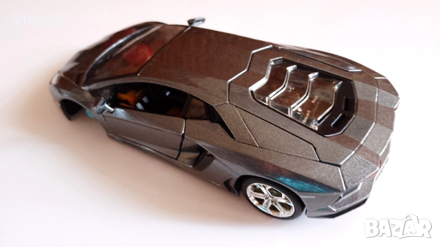 Lamborghini Aventador LP700-4 MAISTO 1:24, снимка 4 - Колекции - 52988093
