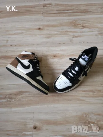 Оригинални кецове Nike Air Jordan 1 Retro High "Dark Mocha" (GS), снимка 4 - Детски маратонки - 47936265