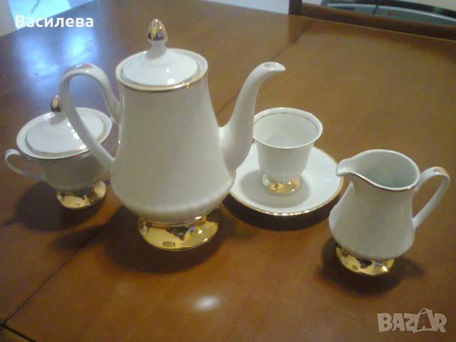 Фин порцеланов сервиз за кафе, снимка 3 - Сервизи - 40112192