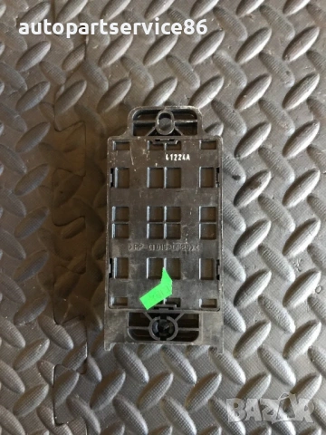 Корпус на реле и кутия с предпазители за KIA Sorento 2.5 CRDi (2003–2007) 91310-3E810, снимка 2 - Части - 53314472