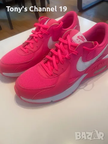 Продавам NIKE air Max