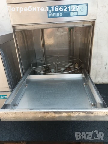 Професионална съдомиялна машина Meiko  Fr30G, снимка 3 - Обзавеждане за заведение - 50665386