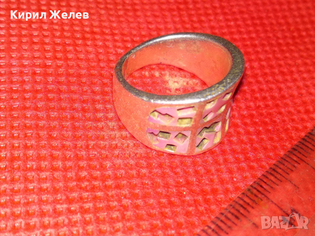 СТАР АНГЛИЙСКИ СРЕБЪРЕН ПРЪСТЕН СТЕРЛИНГОВО СРЕБРО 925 с РЪЧНО РЕЗБОВАН РОЗОВ СЕДЕФ 43768, снимка 13 - Антикварни и старинни предмети - 44613396