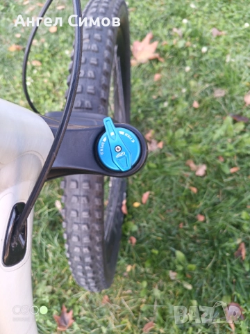 SPECIALIZED CUSTOM 2023 Enduro,DH,планинско колело MTB ,спускане, снимка 7 - Велосипеди - 52504097