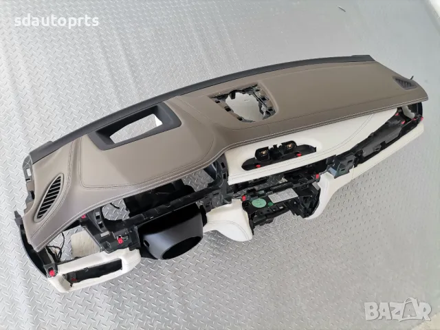 Табло BMW X5 F15 X6 F16 HUD Mocha Nappa Гладка Кожа, снимка 2 - Части - 50303535
