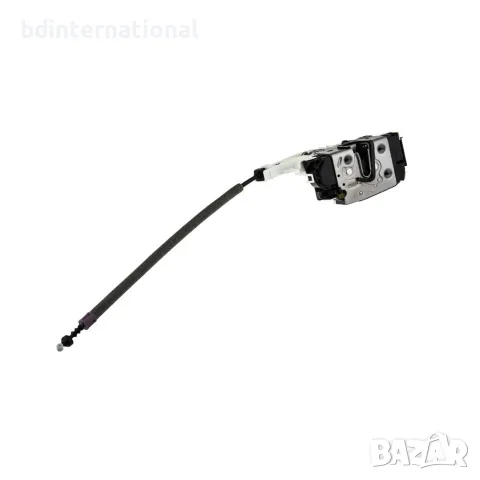Брава за задна дясна врата, Mercedes-Benz W204, W212, снимка 2 - Части - 56063038