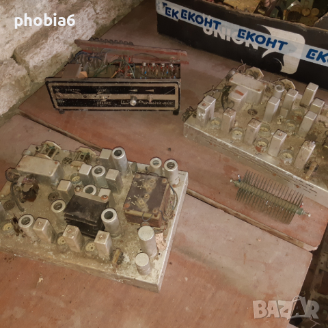 Стари електронни компоненти, снимка 12 - Други ценни предмети - 44535473