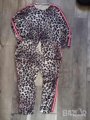 Дамски екип с леопардов принт размер 2ХЛ 