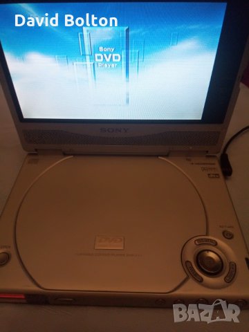Оригинално портативно dvd SONY, снимка 9 - Плейъри, домашно кино, прожектори - 26522791