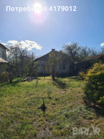 Къща 105кв.м. в град Костенец + двор 1206кв.м., снимка 5 - Къщи - 52974433