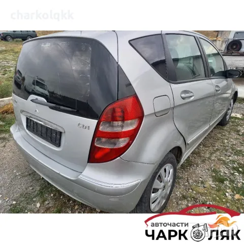 Стоп десен Мерцедес А180, снимка 2 - Части - 47689570