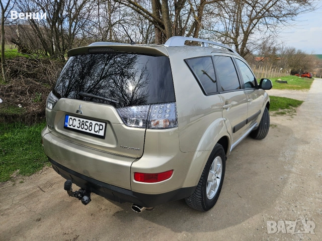Mitsubishi Outlander 2.4 газ/бензин 150 к.с., снимка 3 - Автомобили и джипове - 54012564