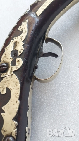 Стар кремъчен пищов със сребърни апликации,работещ ,револвер, ятаган,сабя,щик, снимка 3 - Антикварни и старинни предмети - 52217517