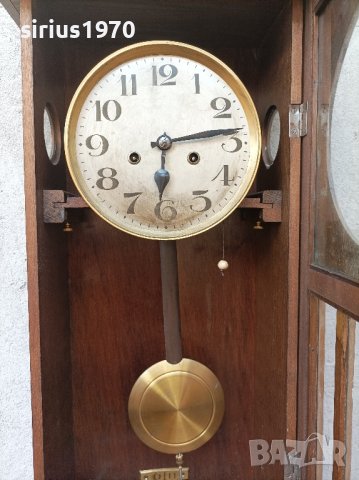   немски  стенен механичен часовник работещ