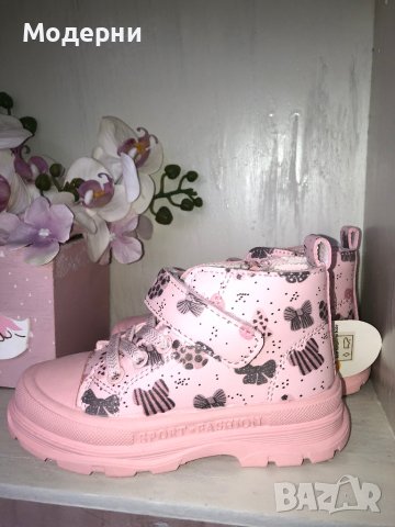 Обувки, снимка 3 - Детски боти и ботуши - 42836659