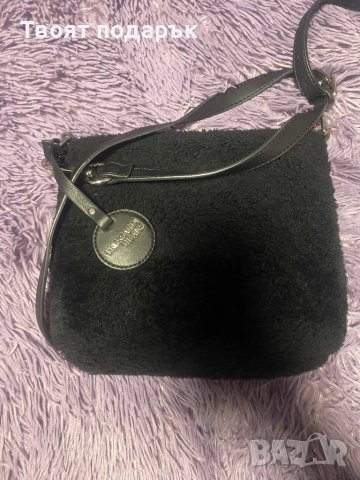 Оригинална пухена чанта trussardi jeans