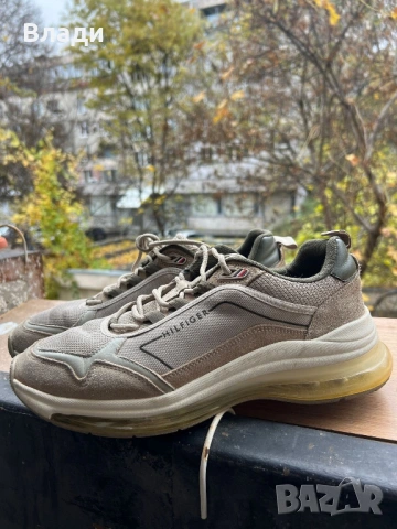 Tommy Hilfiger 43, снимка 2 - Маратонки - 53285027