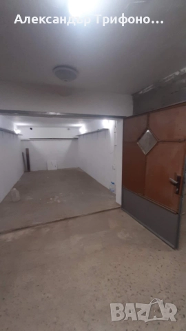 Гараж под наем ул."Г.Бенковски 52", снимка 12 - Гаражи и паркоместа - 52152056