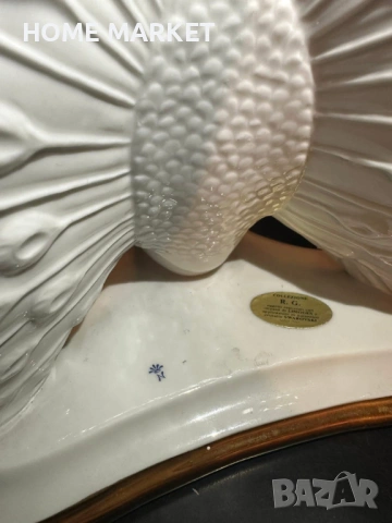 Capodimonte Italy  Circa 1980 Porcelain Peacock Figurine W/ Colorful Crystal Accents “Паунът” , снимка 7 - Антикварни и старинни предмети - 53020926