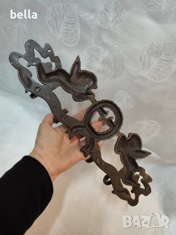 Ретро закачалка от масивен чугун – Бароков стил с ангели, снимка 8 - Антикварни и старинни предмети - 54087060