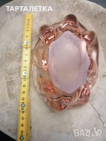 Пепелник цветно розово кристално стъкло ръчна изработка, снимка 2 - Декорация за дома - 44449371