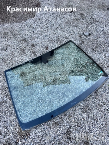 Предно стъкло челно за Тойота корола версо. 2004-2008г. Забележка 