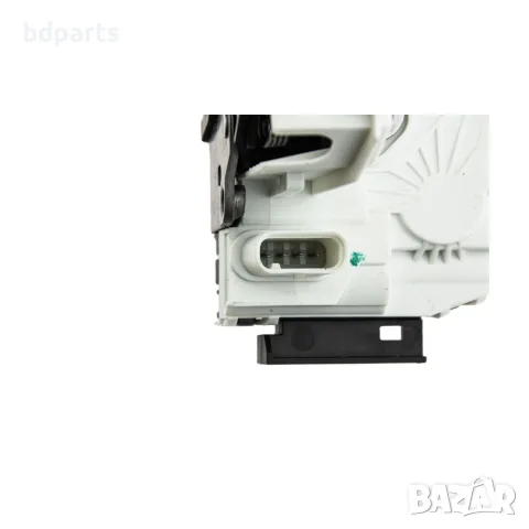Брава за задна дясна врата, Mercedes-Benz W204, W212, снимка 5 - Части - 56143824