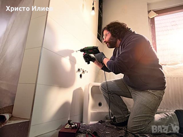 Ударна бормашина BOSCH UniversalImpact 700 700W в Куфар, снимка 4 - Бормашини - 39361750
