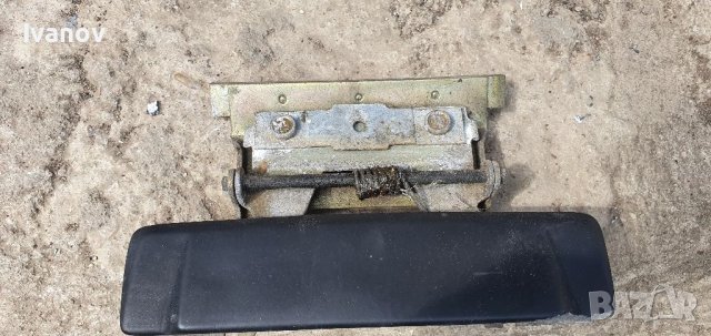 Външна дръжка лява шофьорска врата бмв е30 купе , снимка 2 - Части - 40526270