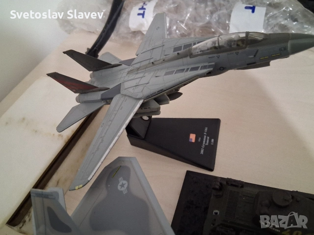 Умалени модели на самолети и танкове., снимка 5 - Влакчета, самолети, хеликоптери - 53047311