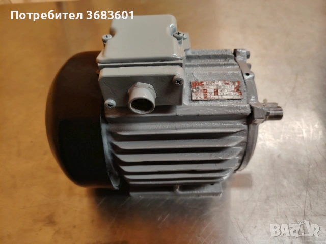 Трифазен двигател 0.75 kW      25 EUR