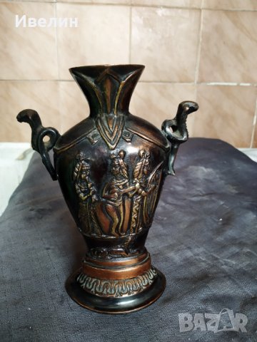 метална ваза за декорация, снимка 3 - Антикварни и старинни предмети - 30146544