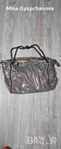 чанта тип торба от ефектна кожа 