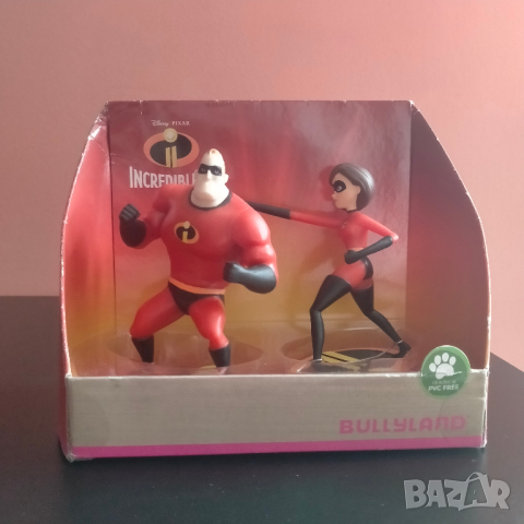 Колекционерска фигурка Bullyland MR & MRS INCREDIBLE Disney Pixar, снимка 1