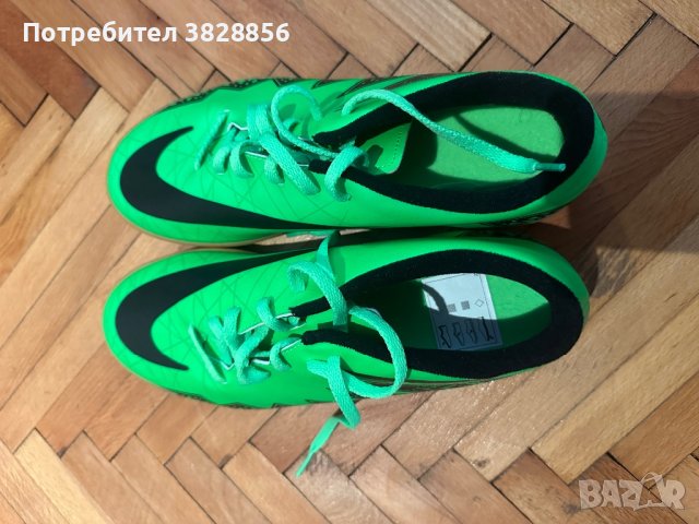 Nike футболни маратонки, снимка 1 - Маратонки - 42031996