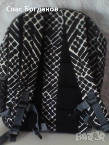 Продавам раница ученическа TICKET TOHEAVEN, снимка 2 - Раници - 51699687