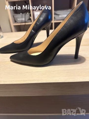 Класически черни обувки на ток Nine West