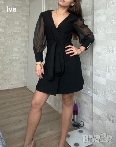 Мини рокля в черно с шифонен ръкав